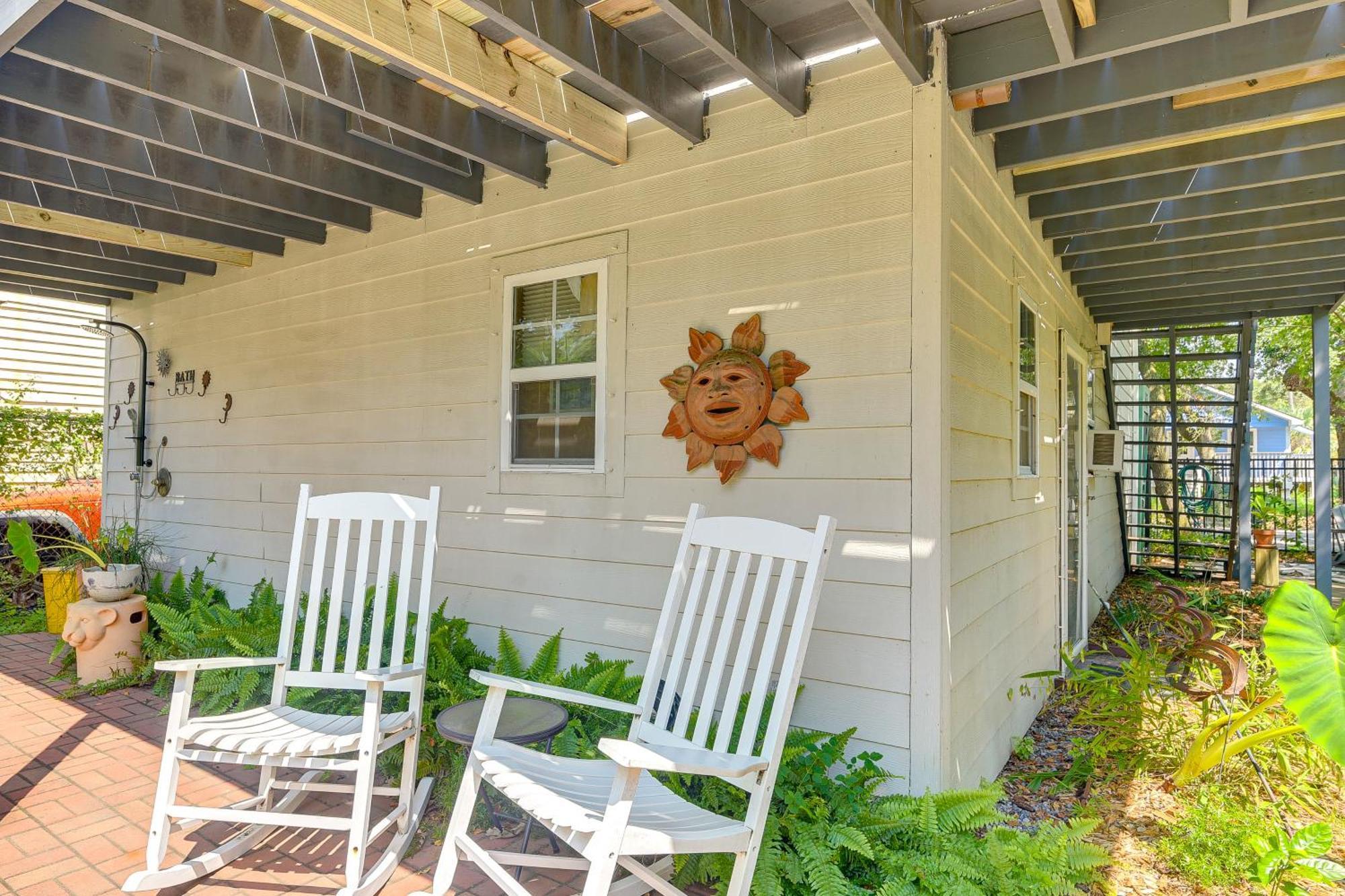 Cozy Galveston Apartment With Private Beach Pass! Kültér fotó